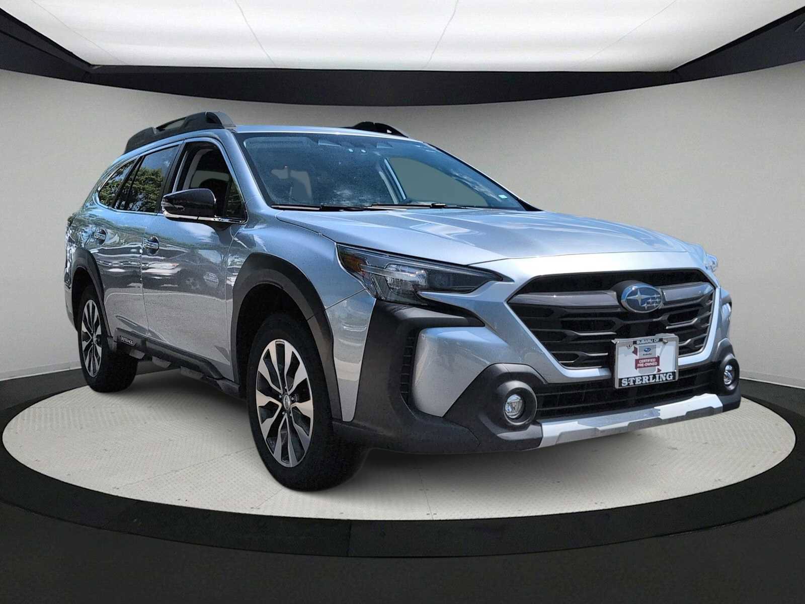 Used 2023 Subaru Outback Limited XT AWD/4WD image 2