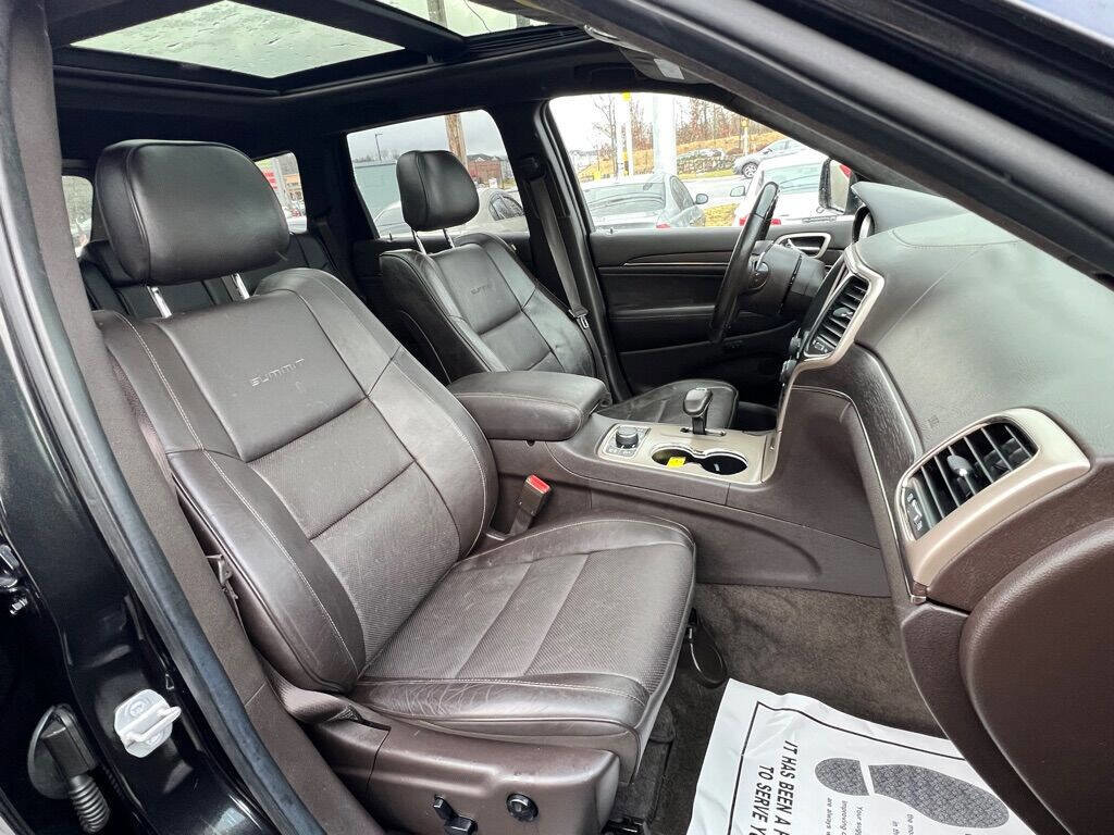 Used 2014 Jeep Grand Cherokee Summit AWD/4WD image 17