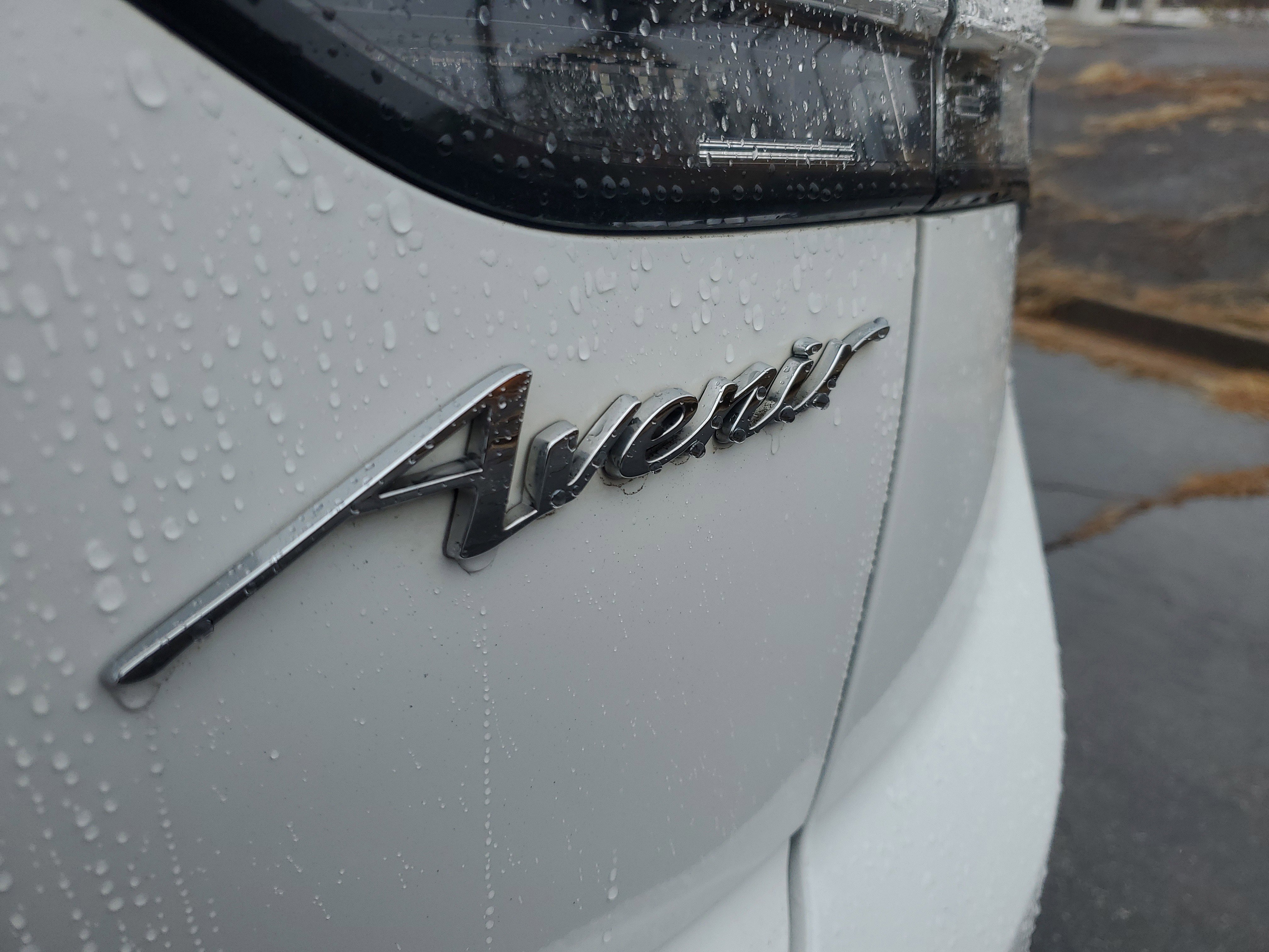 Used 2022 Buick Envision Avenir w/ Technology Package II image 6