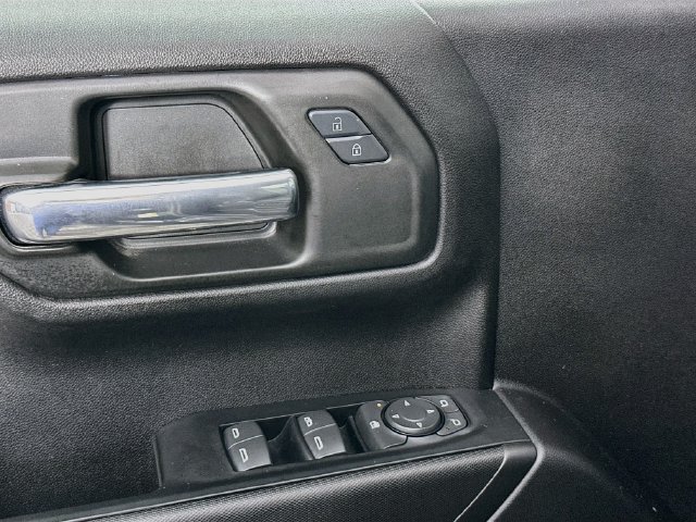 Used 2024 Chevrolet Silverado 1500 Custom AWD/4WD image 18