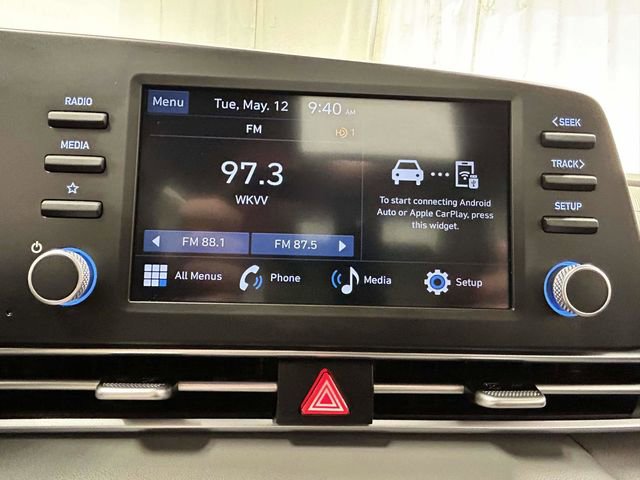 Certified 2025 Hyundai Elantra SE FWD image 15