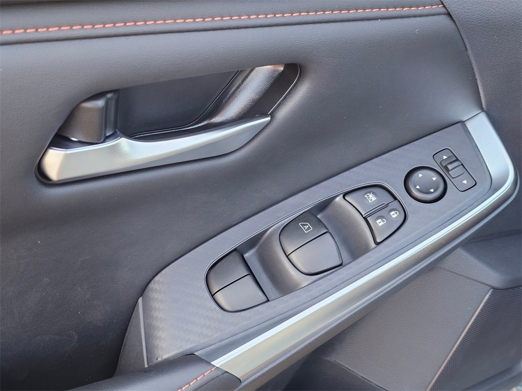 New 2025 Nissan Sentra SR image 29