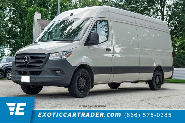 Used 2023 Mercedes-Benz Sprinter 2500 image 1