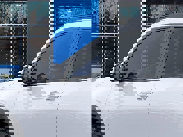 New 2026 Chevrolet Trax LT w/ Driver Confidence Package FWD image 12