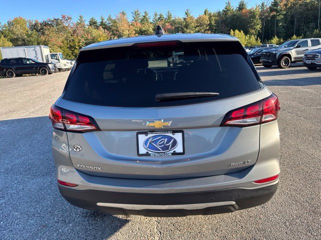 Used 2024 Chevrolet Equinox LT AWD/4WD image 4