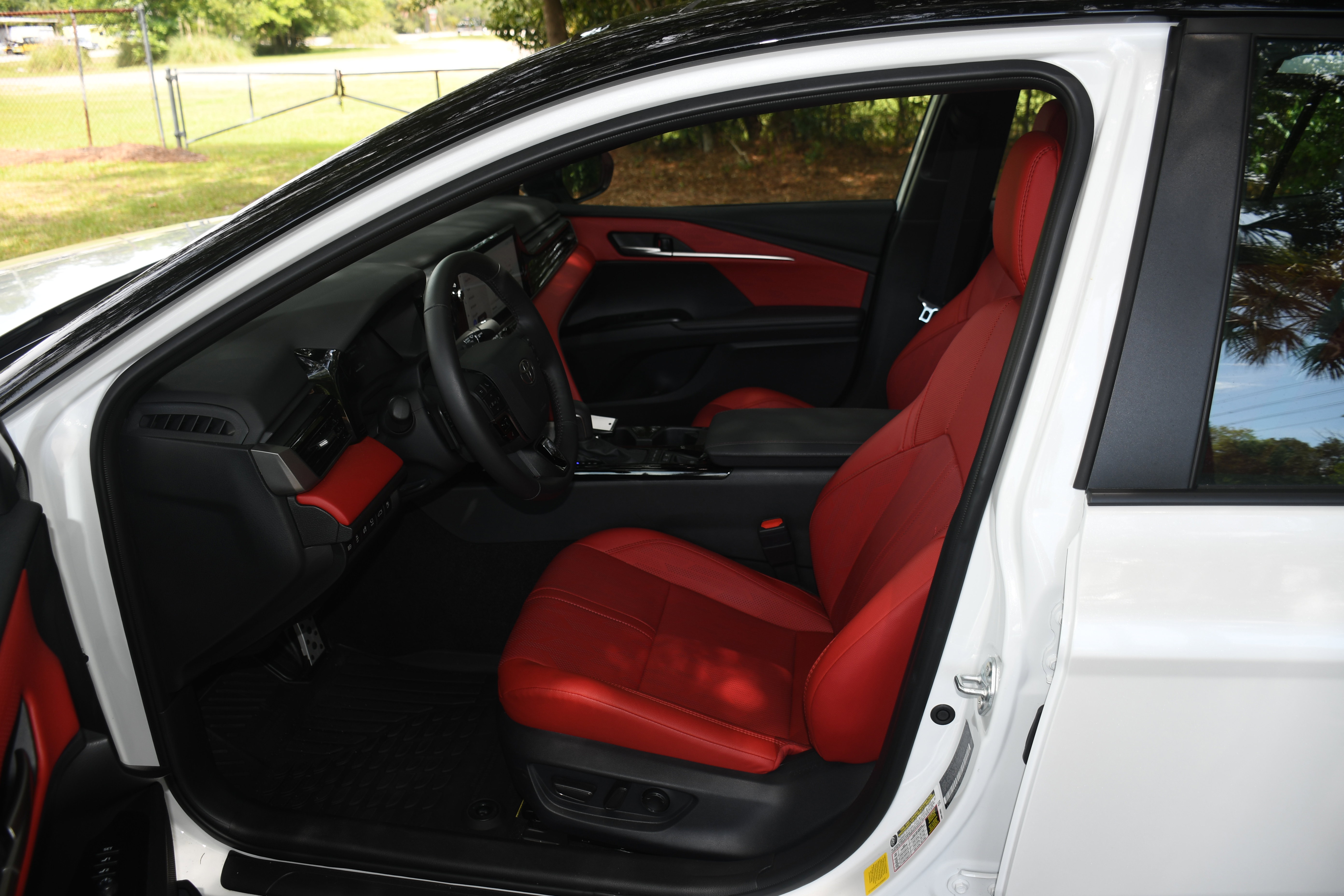 Used 2026 Toyota Camry XSE w/ Premium Plus Package FWD image 8