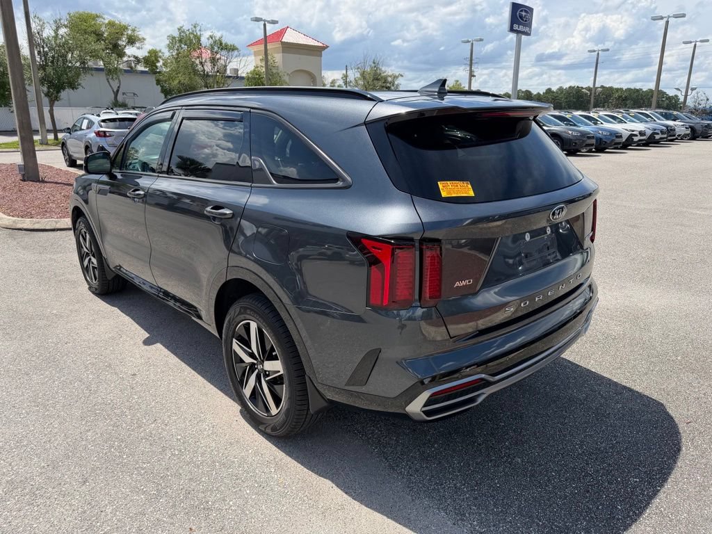 Used 2021 Kia Sorento EX w/ Panoramic Sunroof Package AWD/4WD image 7