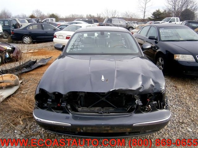 Used 2005 Jaguar XJ8 image 4