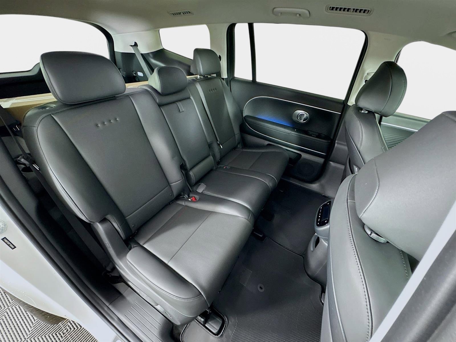 New 2026 Hyundai Ioniq 9 SEL image 27