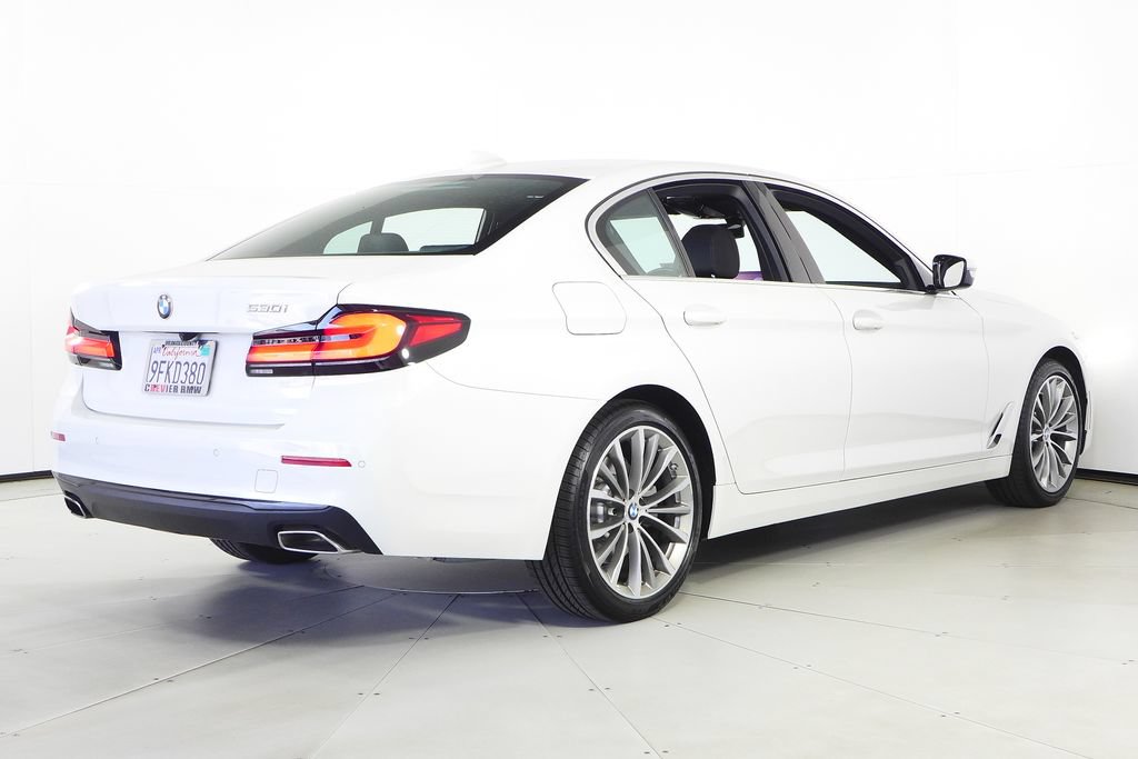 Used 2023 BMW 530i w/ Convenience Package RWD image 7
