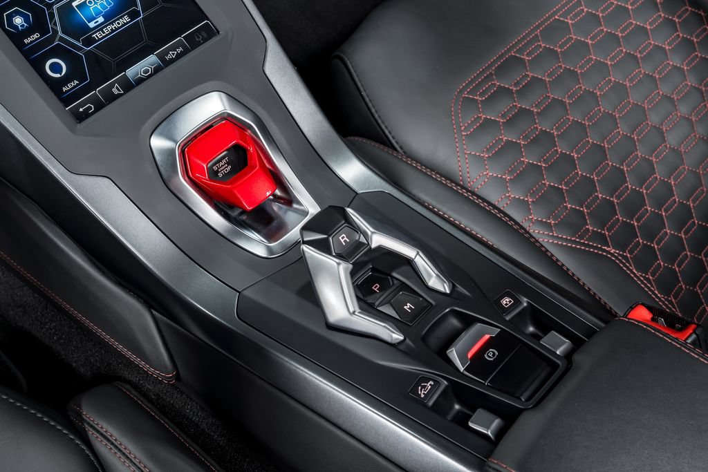Used 2022 Lamborghini Huracan EVO RWD image 28
