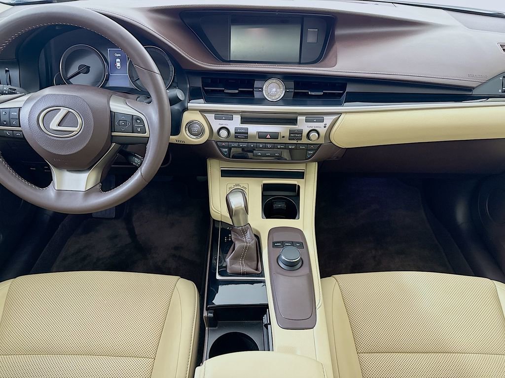 Used 2016 Lexus ES 350 w/ Accessory Package image 14