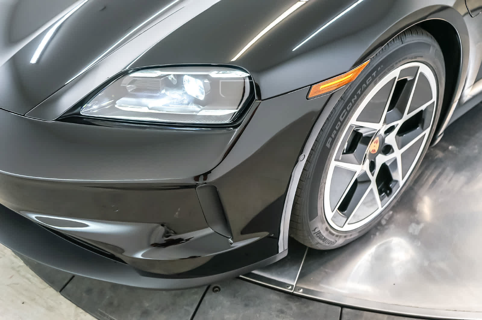 New 2026 Porsche Taycan RWD image 16