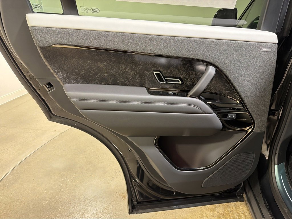 New 2025 Land Rover Range Rover Sport Dynamic SE image 20