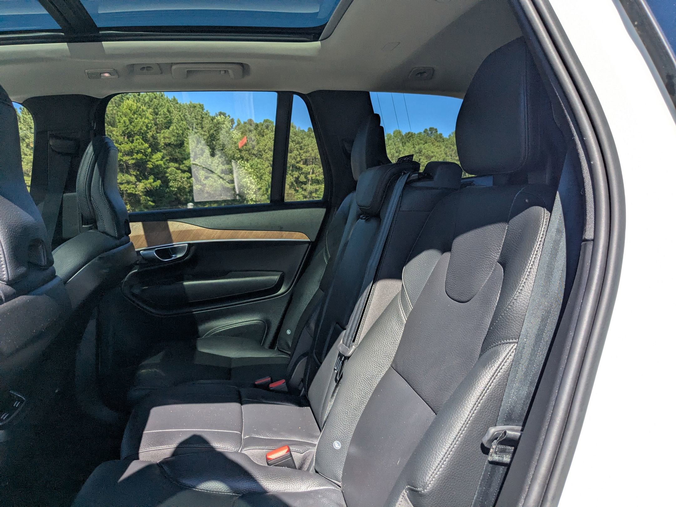 Used 2024 Volvo XC90 B6 Plus w/ Protection Package Premier image 24