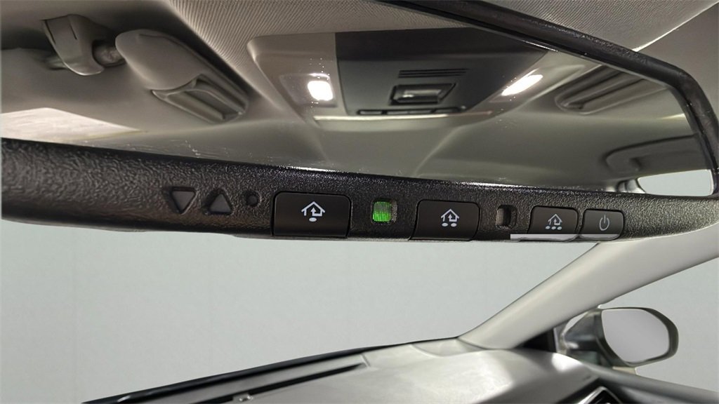 Used 2019 Toyota Camry XLE image 27