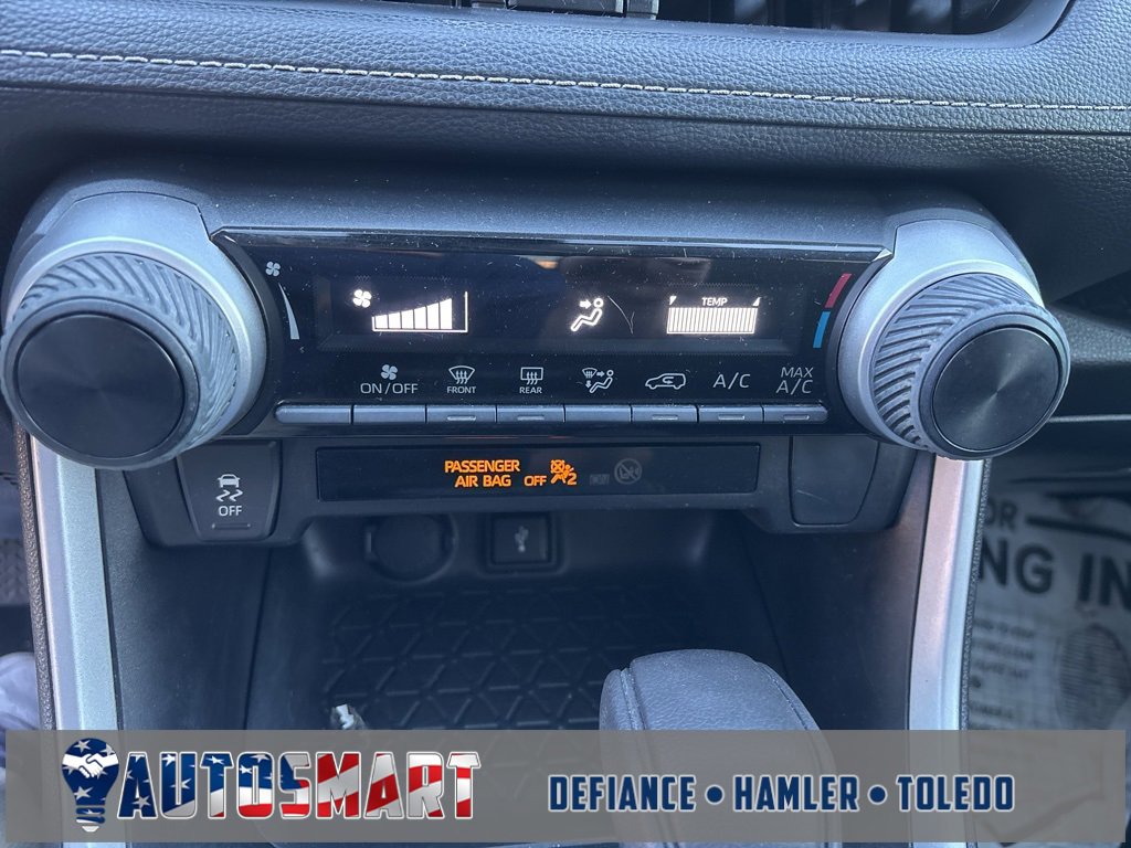 Used 2022 Toyota RAV4 LE image 27