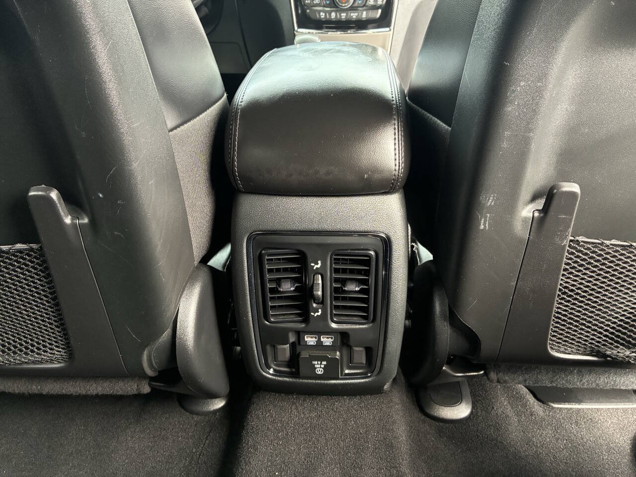 Used 2019 Jeep Grand Cherokee Limited AWD/4WD image 25