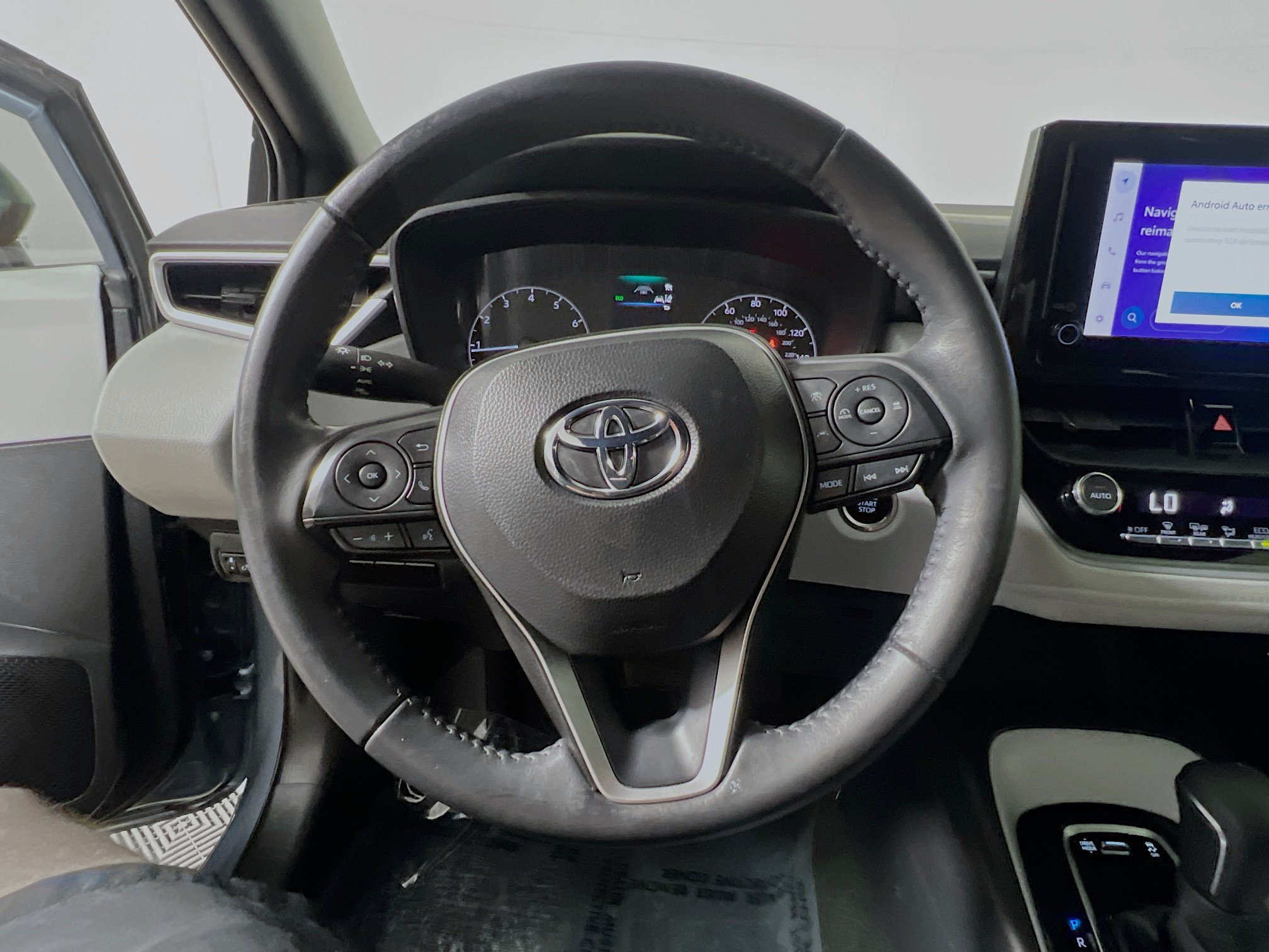 Used 2024 Toyota Corolla SE FWD image 18