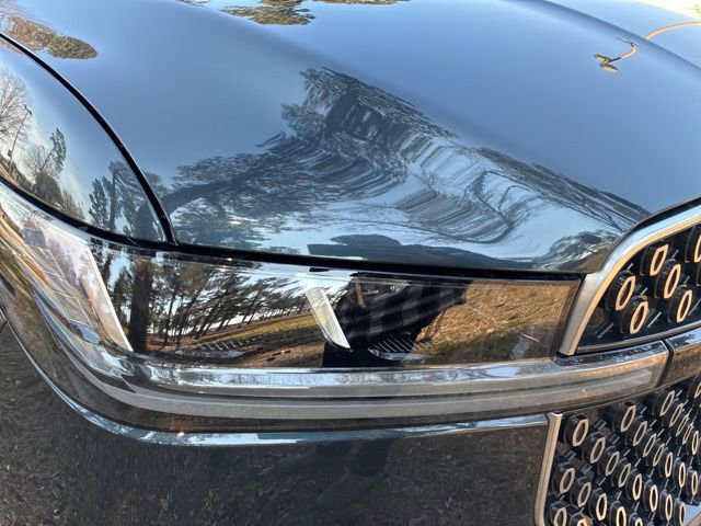 Certified 2025 Lincoln Navigator Reserve image 9