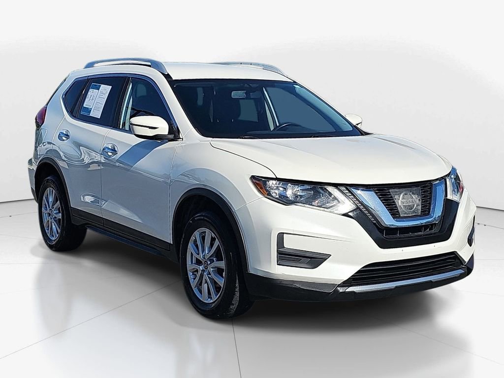 Used 2017 Nissan Rogue SV AWD/4WD image 3