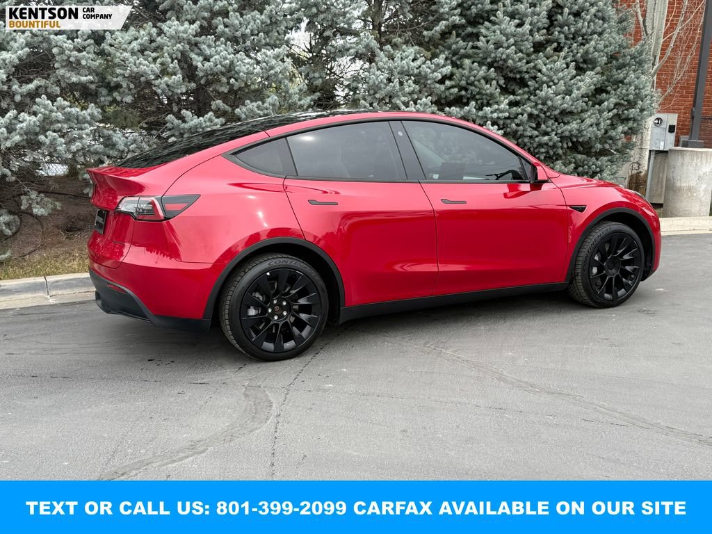 Used 2023 Tesla Model Y Long Range image 9