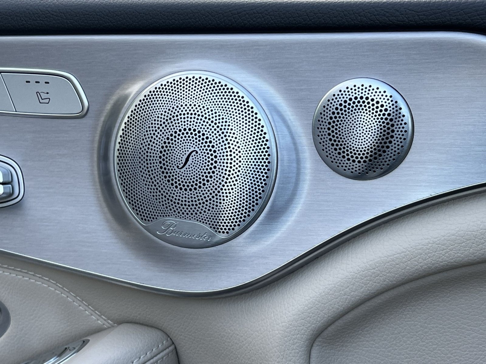 Certified 2020 Mercedes-Benz C 300 4MATIC Cabriolet image 41