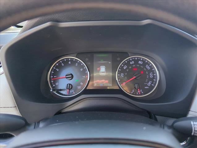 Certified 2022 Toyota RAV4 XLE w/ Convenience Package FWD image 18