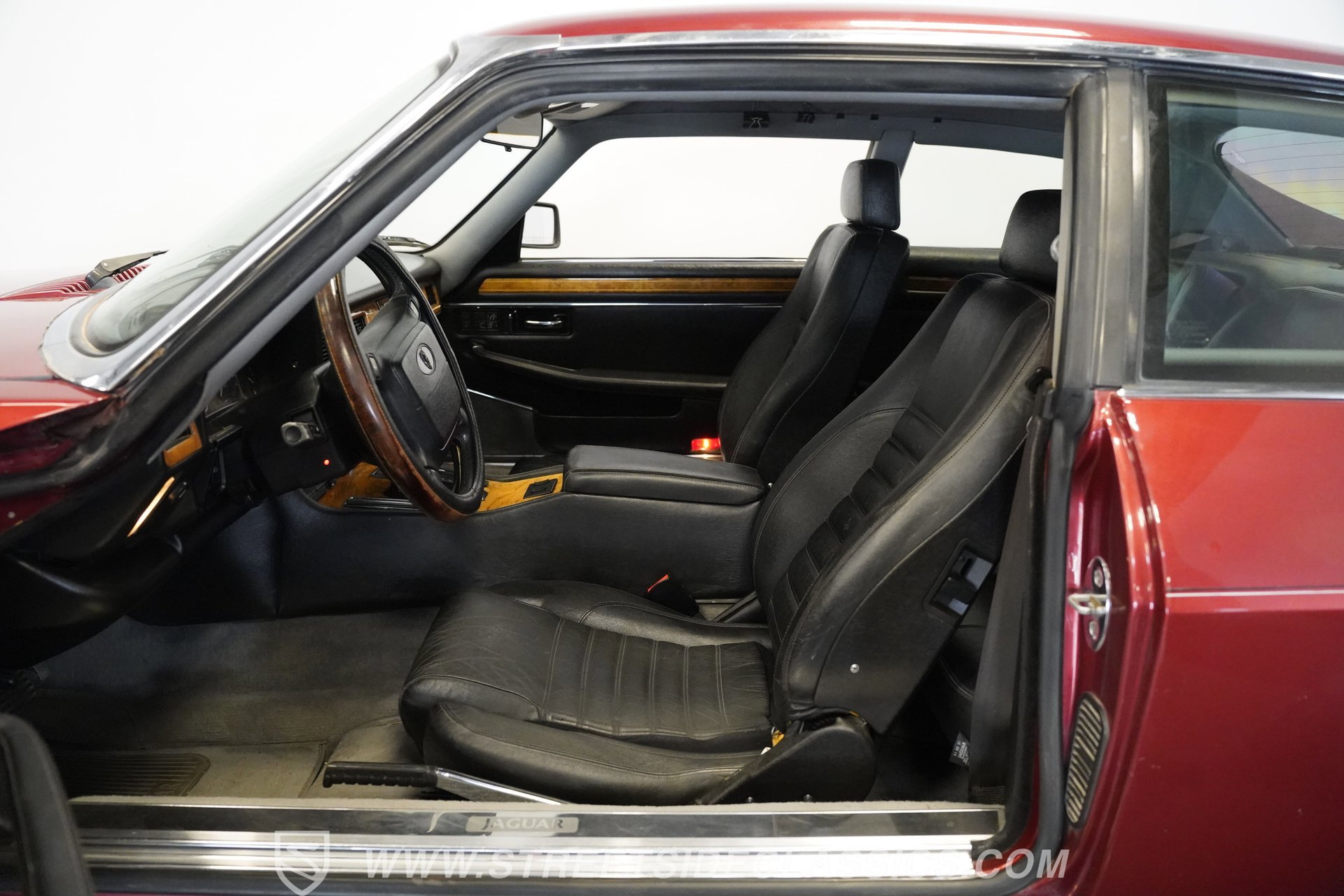 Used 1992 Jaguar XJS V12 Coupe image 38