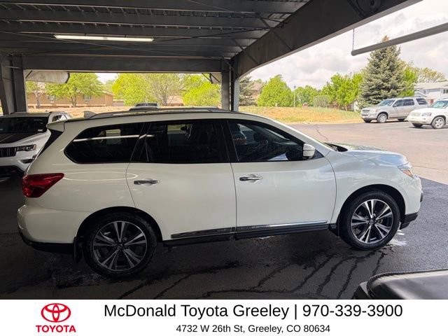 Used 2020 Nissan Pathfinder Platinum AWD/4WD image 11