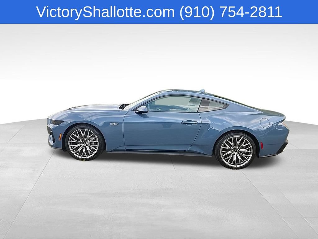Used 2025 Ford Mustang GT Premium RWD image 16