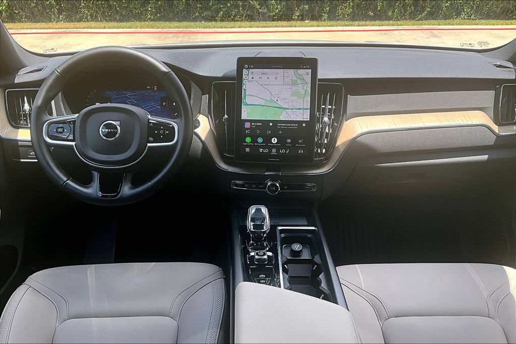 Used 2026 Volvo XC60 B5 Plus AWD/4WD image 20