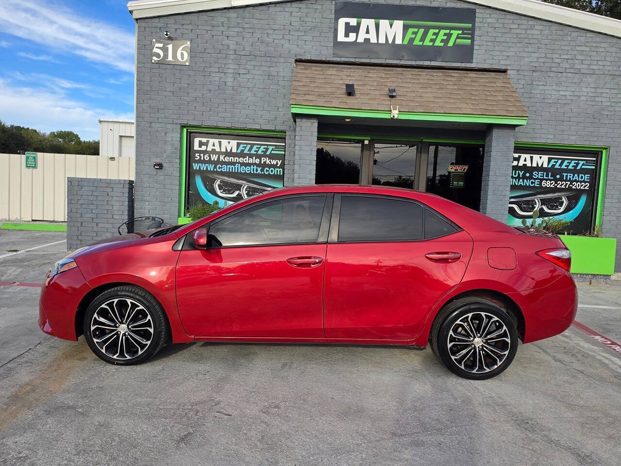 Used 2014 Toyota Corolla LE FWD image 15