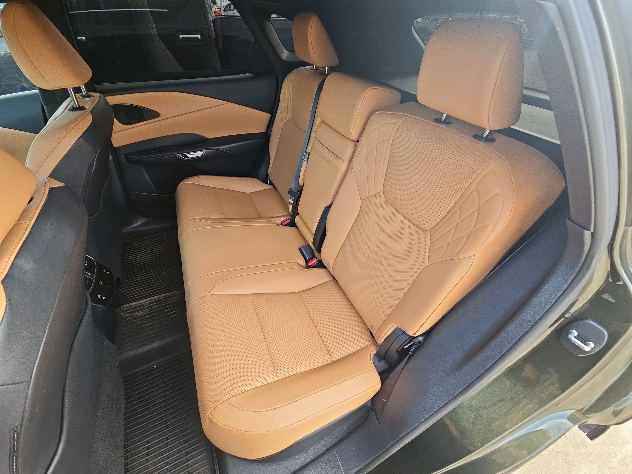 Used 2023 Lexus RX 350 Premium w/ Cold Area Package image 27