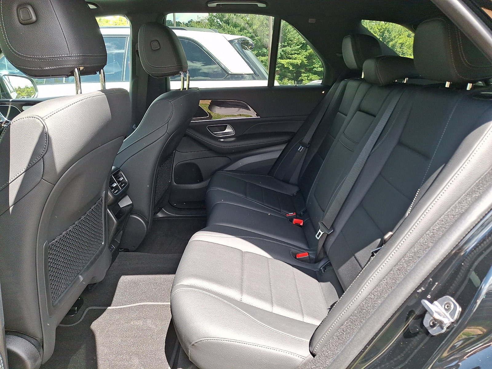 Used 2025 Mercedes-Benz GLE 350 4MATIC image 10