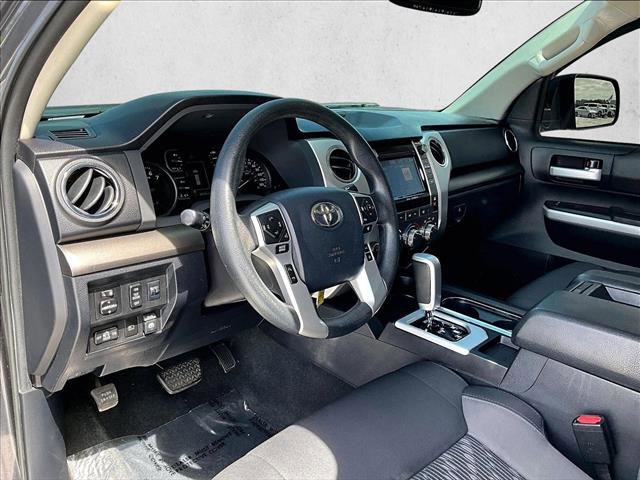 Used 2018 Toyota Tundra SR5 w/ SR5 Upgrade Package AWD/4WD image 14
