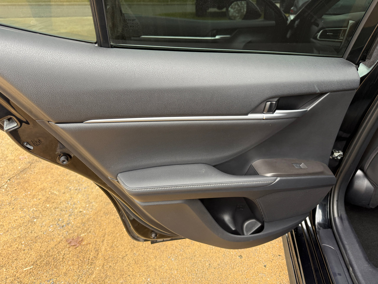 Used 2023 Toyota Camry XSE image 22