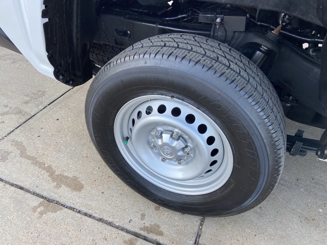 Used 2024 Toyota Tacoma SR image 32