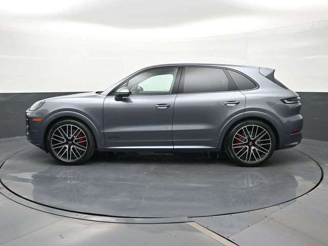 New 2026 Porsche Cayenne GTS AWD/4WD image 2