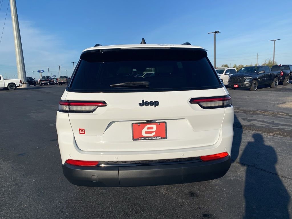 New 2025 Jeep Grand Cherokee L Altitude image 6