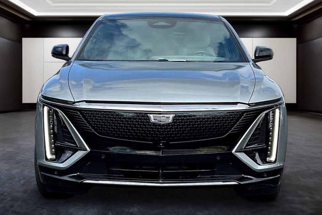Certified 2024 Cadillac Lyriq Sport AWD/4WD image 2