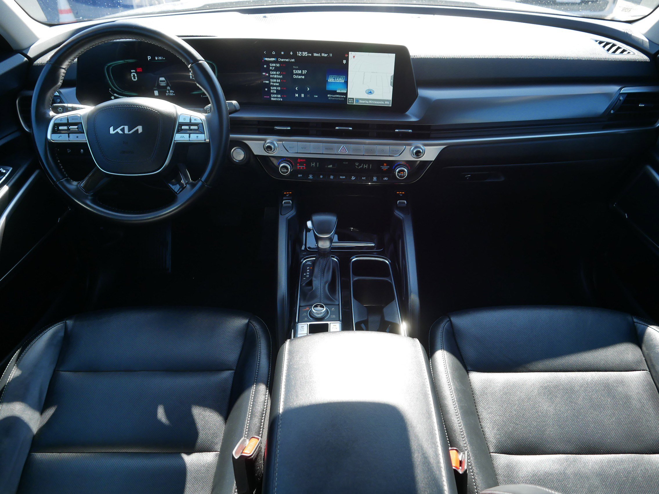 Certified 2023 Kia Telluride S w/ S Sunroof Package image 10