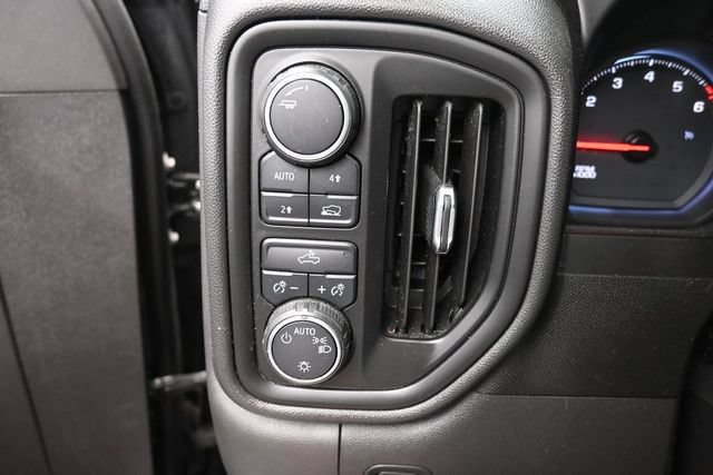 Used 2019 Chevrolet Silverado 1500 Custom w/ Custom Max Trailering Package AWD/4WD image 16
