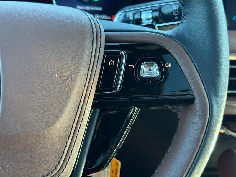 New 2026 Lincoln Aviator Reserve image 11