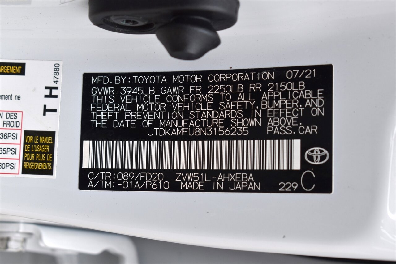 Used 2022 Toyota Prius LE FWD image 32