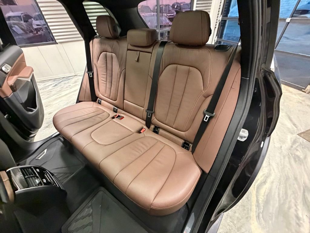 Used 2019 BMW X5 xDrive40i w/ Convenience Package image 7