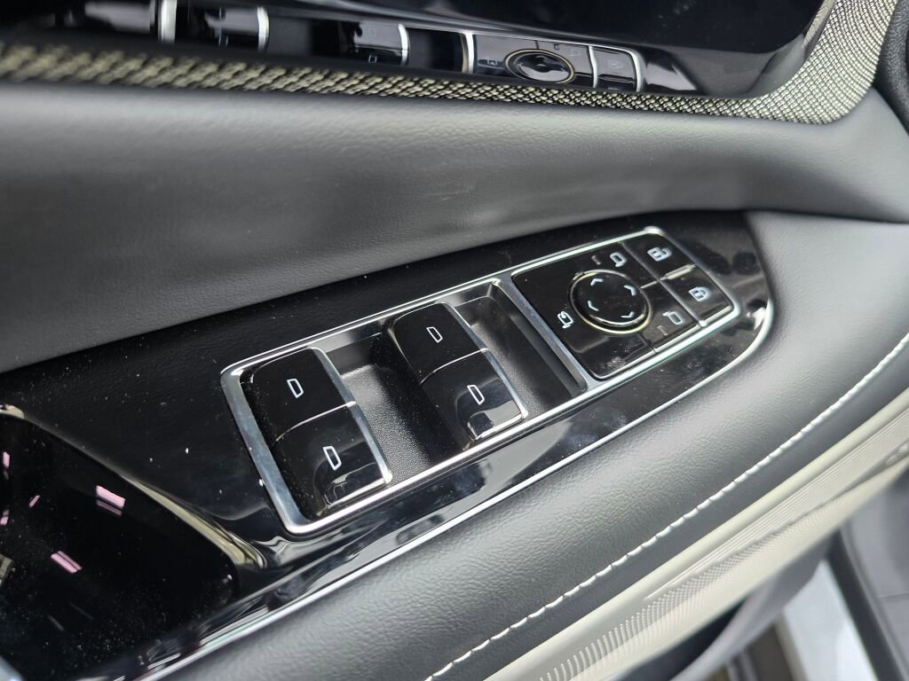 New 2026 Cadillac Optiq Sport 1 image 24