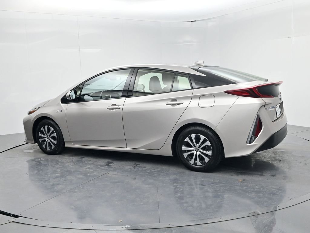 Used 2020 Toyota Prius Prime XLE image 5