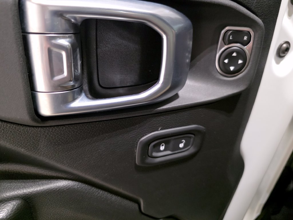 Used 2021 Jeep Wrangler Unlimited Sport AWD/4WD image 21