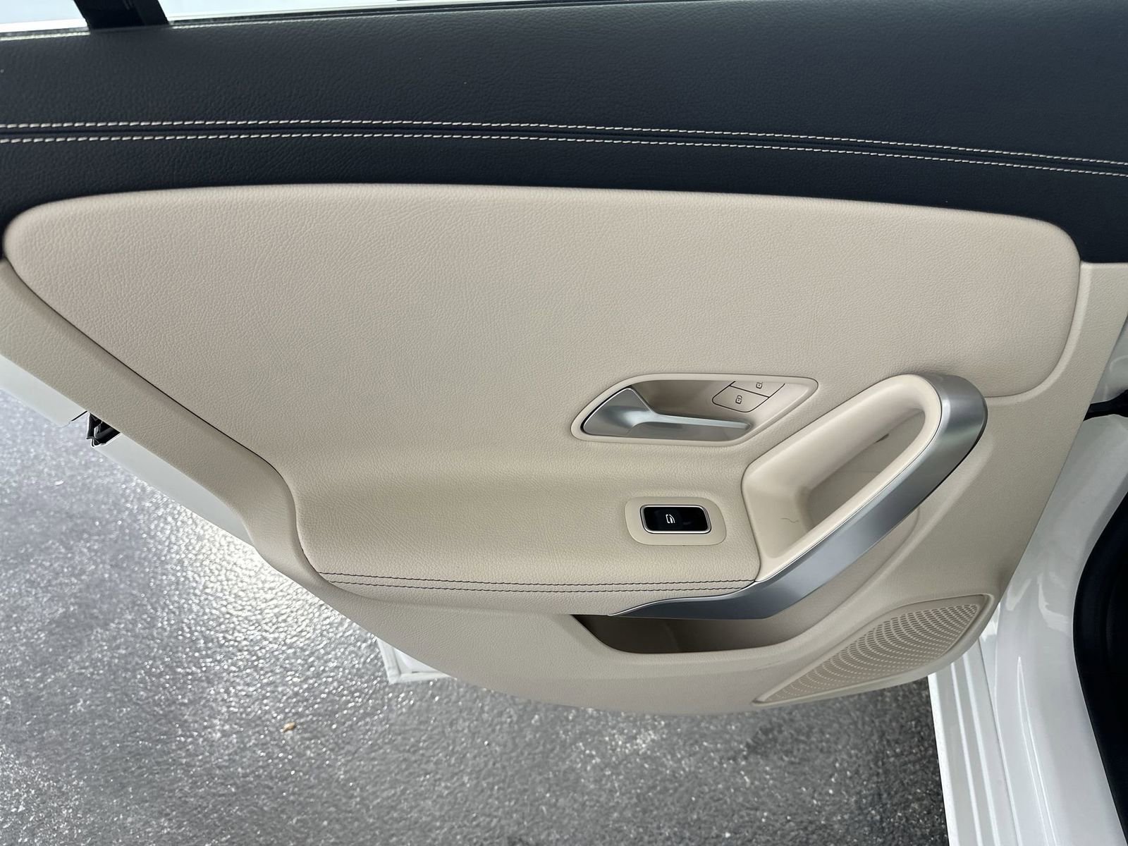 Used 2025 Mercedes-Benz CLA 250 image 36